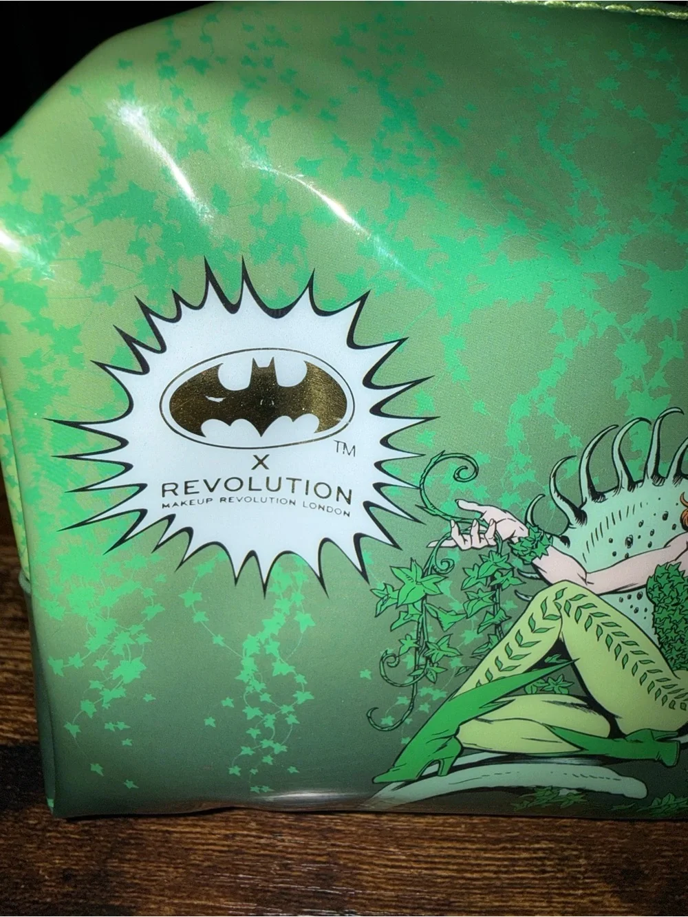 Revolution x DC Harley Quinn & Poison Ivy Cosmetic Bag Set - Black & Green NEW